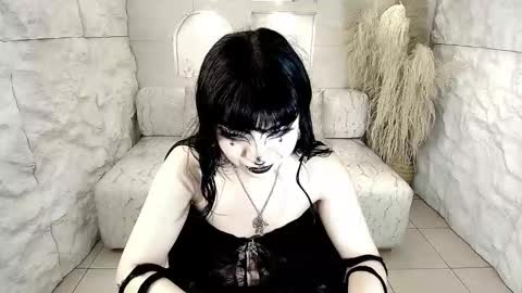 vampkitty_r online show from February 11, 2026, 1:21 am