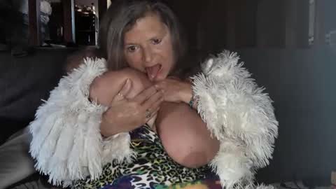 vampwoman online show from January 30, 2025, 4:55 pm