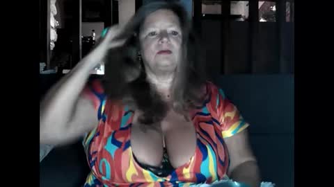 vampwoman online show from February 27, 2025, 7:44 am