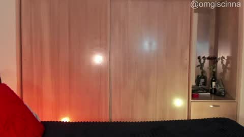 Snapshot of vampy__cinna chatting on May 30, 2026, 7:00 pm Cinnamon online show from May 30, 2026, 7:00 pm