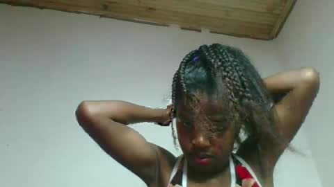 Snapshot of vanafiry chatting on March 9, 2026, 10:52 am vanafiry online show from March 9, 2026, 10:52 am