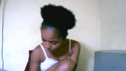 Snapshot of vanah344375 chatting on September 12, 2025, 11:32 am vanah344375 online show from September 12, 2025, 11:32 am