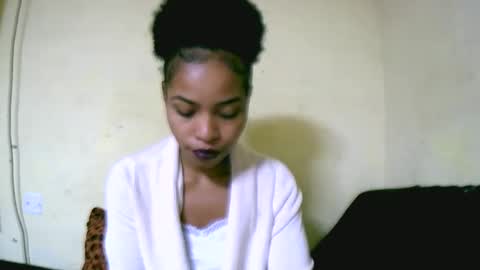 Snapshot of vanah344375 chatting on September 13, 2025, 12:05 pm vanah344375 online show from September 13, 2025, 12:05 pm