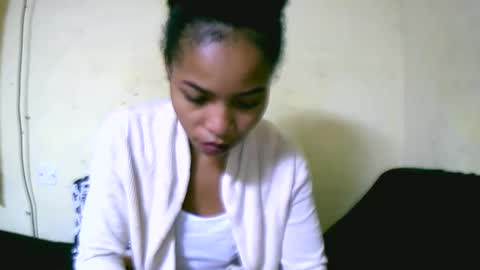 Snapshot of vanah344375 chatting on September 16, 2025, 6:36 am vanah344375 online show from September 16, 2025, 6:36 am