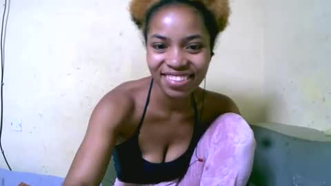 Snapshot of vanah344375 chatting on October 14, 2025, 6:42 pm vanah344375 online show from October 14, 2025, 6:42 pm