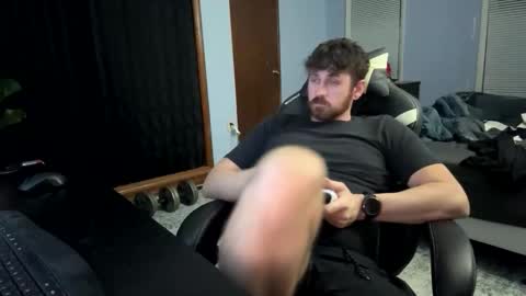 Vandal2021 online show from November 11, 2025, 3:39 am