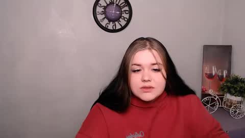 Snapshot of vandaray_ chatting on March 8, 2025, 1:14 pm Vanda online show from March 8, 2025, 1:14 pm