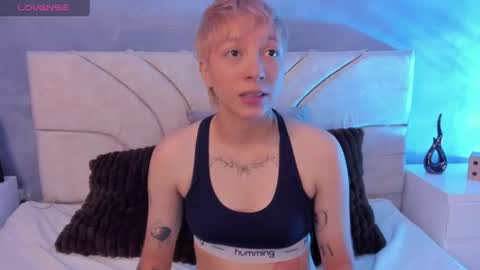vane_grey online show from July 2, 2026, 8:48 pm