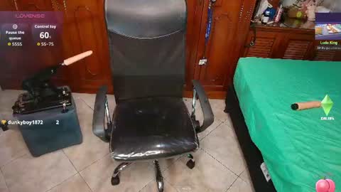 vane_latin18 online show from June 15, 2026, 8:22 pm