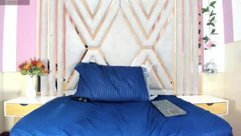 vanesaa_mejia online show from January 9, 2026, 8:28 am