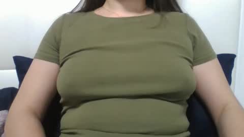 Snapshot of vanesajewel chatting on November 3, 2025, 9:59 pm VanesaJewel online show from November 3, 2025, 9:59 pm