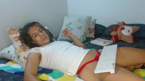 vanessa online show from December 17, 2024, 10:43 pm