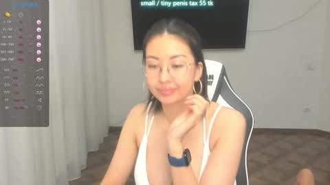 Vanessa online show from October 22, 2025, 5:24 pm