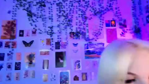 Vanessa online show from July 16, 2026, 3:07 pm