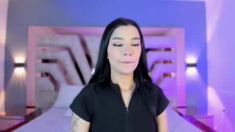 vanessaduval online show from February 13, 2026, 5:25 am