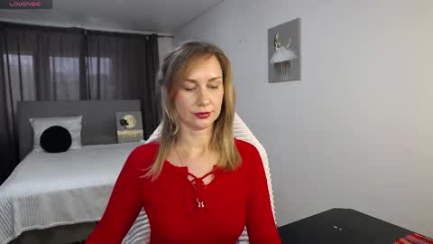 Snapshot of vanessakleiner chatting on April 22, 2026, 12:28 pm Vanessa online show from April 22, 2026, 12:28 pm