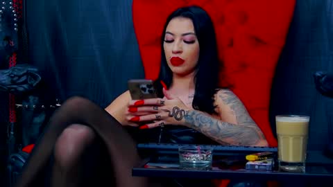 Snapshot of vanessamorningstar1 chatting on January 12, 2025, 1:21 am Miss Vanessa online show from January 12, 2025, 1:21 am