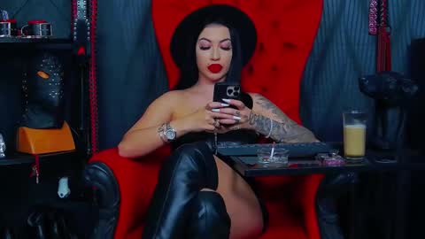 Snapshot of vanessamorningstar1 chatting on March 6, 2025, 1:35 pm Miss Vanessa online show from March 6, 2025, 1:35 pm