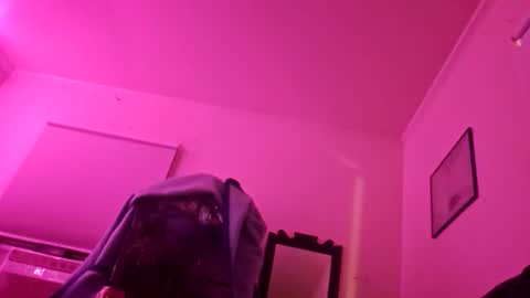 vanessatravestiqc online show from January 6, 2026, 8:40 am