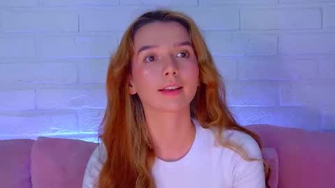 VanessaVienne online show from March 6, 2026, 4:03 pm