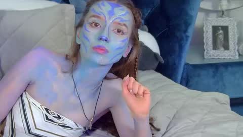 Snapshot of vanessavienne chatting on April 21, 2026, 1:42 am VanessaVienne online show from April 21, 2026, 1:42 am
