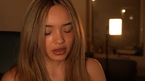 Irina online show from April 8, 2026, 8:09 pm