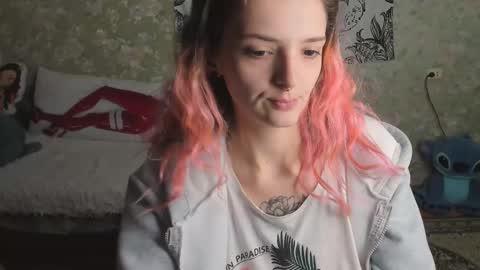 Adelina online show from November 2, 2025, 9:44 am