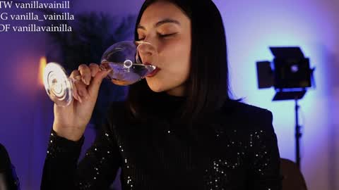 Annabet  online show from January 13, 2025, 10:13 pm