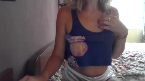 vanillachika205 online show from July 22, 2026, 1:25 pm