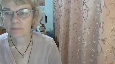 Vanillaxcreamy online show from December 13, 2024, 5:32 pm
