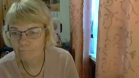 Vanillaxcreamy online show from December 14, 2024, 1:38 pm
