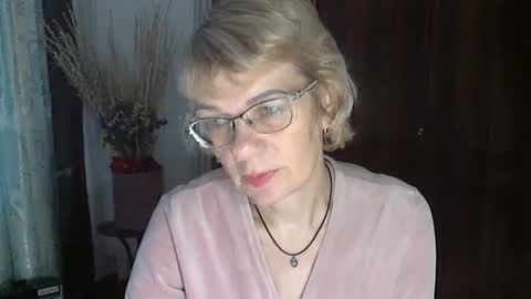 Vanillaxcreamy online show from December 29, 2024, 12:55 pm