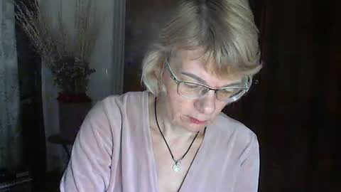 Vanillaxcreamy online show from January 23, 2025, 2:50 pm