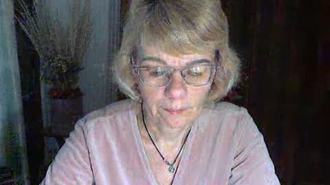 Vanillaxcreamy online show from January 26, 2025, 1:47 pm