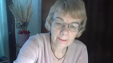Vanillaxcreamy online show from February 2, 2025, 11:51 am