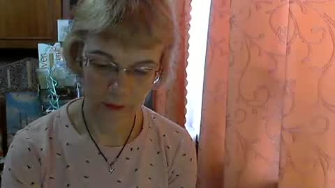Vanillaxcreamy online show from February 5, 2025, 9:57 am