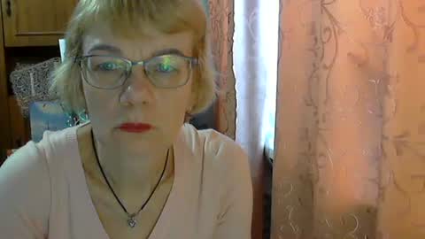 Vanillaxcreamy online show from February 6, 2025, 10:37 am