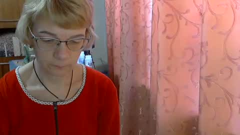 Vanillaxcreamy online show from February 13, 2025, 9:09 am