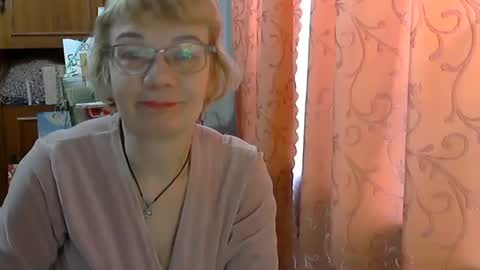Vanillaxcreamy online show from February 15, 2025, 9:27 am