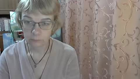 Vanillaxcreamy online show from February 17, 2025, 3:31 pm