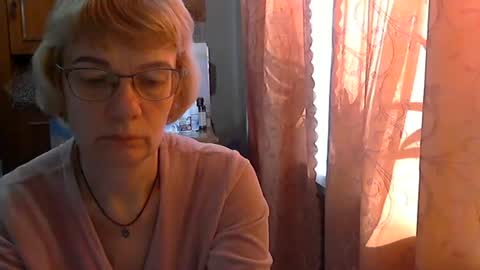 Vanillaxcreamy online show from February 20, 2025, 12:36 pm