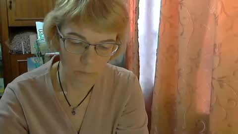 Vanillaxcreamy online show from February 21, 2025, 2:38 pm