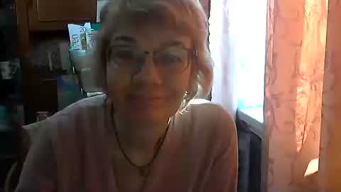 Vanillaxcreamy online show from February 22, 2025, 11:13 am