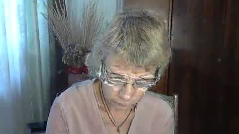 Vanillaxcreamy online show from October 17, 2025, 10:51 am