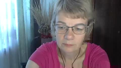 Vanillaxcreamy online show from October 23, 2025, 8:24 am