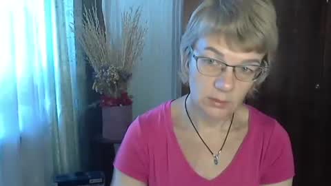 Vanillaxcreamy online show from November 13, 2025, 9:30 am
