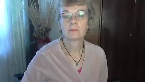 Vanillaxcreamy online show from November 22, 2025, 10:58 am