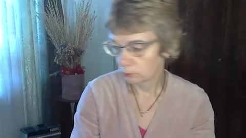 Vanillaxcreamy online show from November 25, 2025, 8:03 am