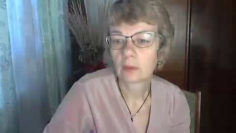 Vanillaxcreamy online show from November 30, 2025, 8:40 am