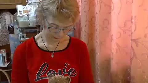 Vanillaxcreamy online show from January 18, 2026, 7:12 am